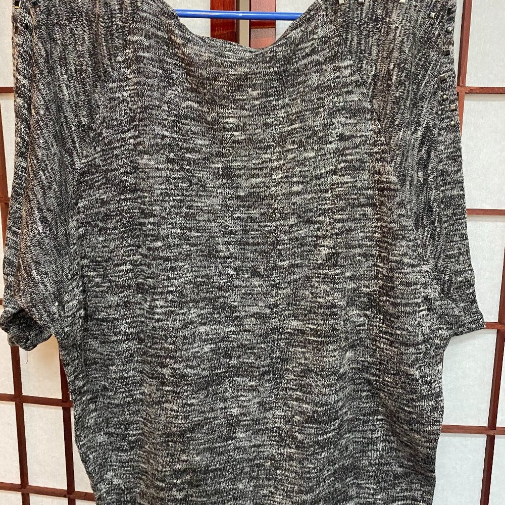 SJS Medium Sweater - Picture 2 of 3